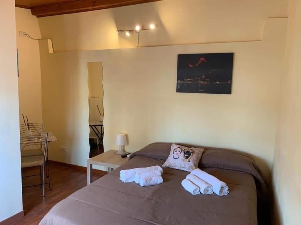 Al Centro Di Tutto Hotel Catania Ngoại thất bức ảnh